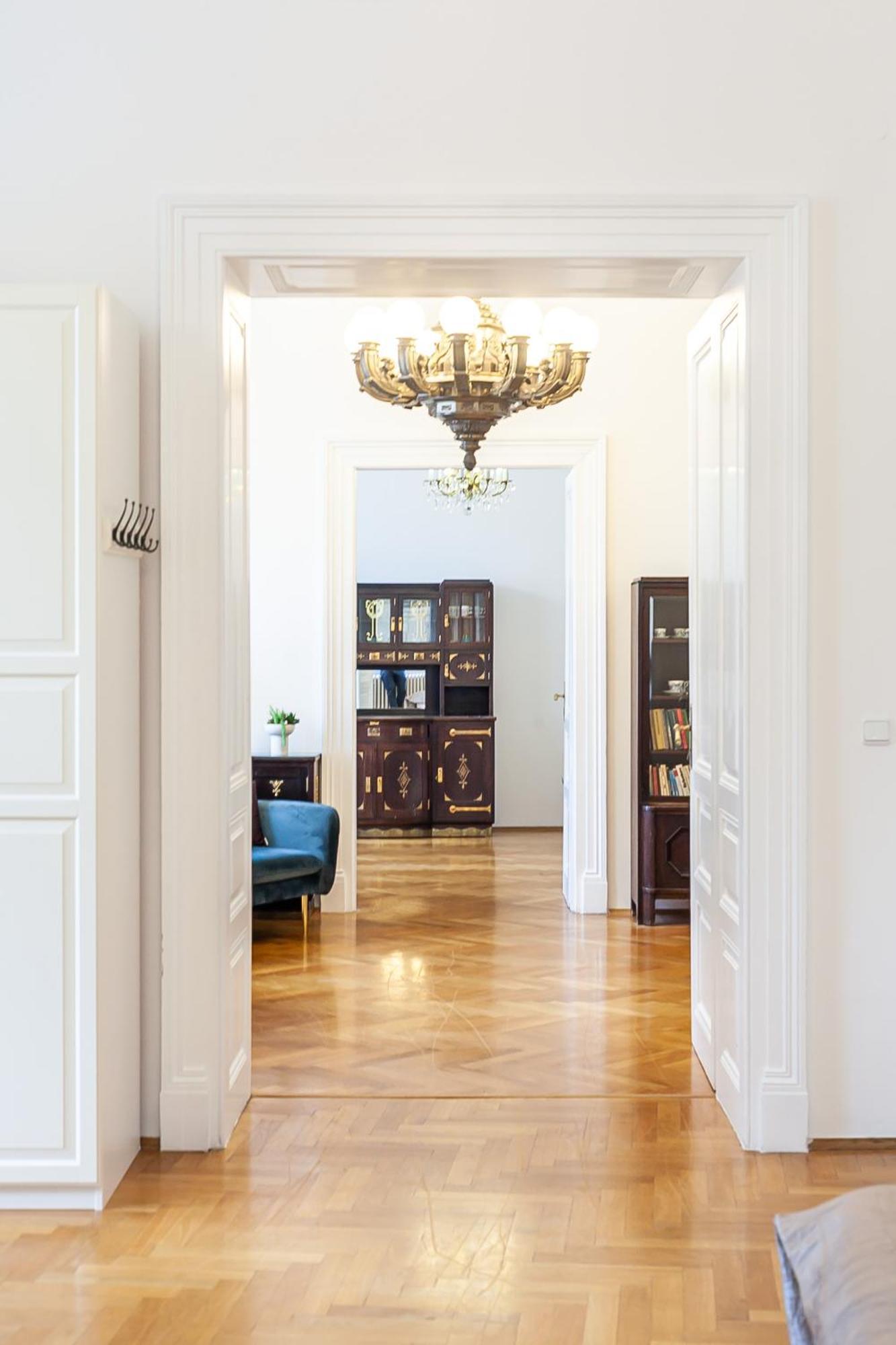 Royal Apartment By Charles Bridge View Of Saint Nicholas Church Prague Ngoại thất bức ảnh